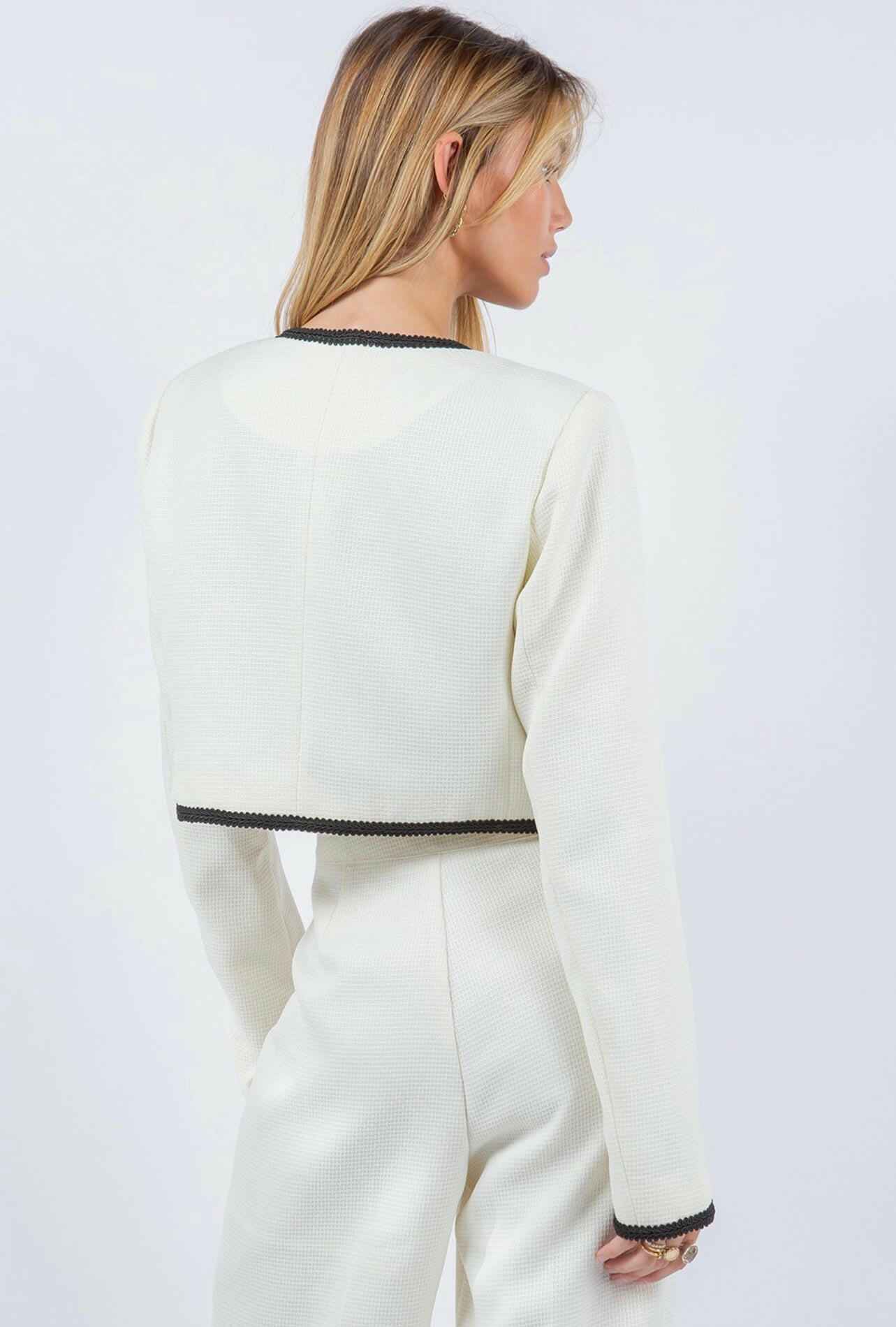 Cropped Contrast Trim Jacket