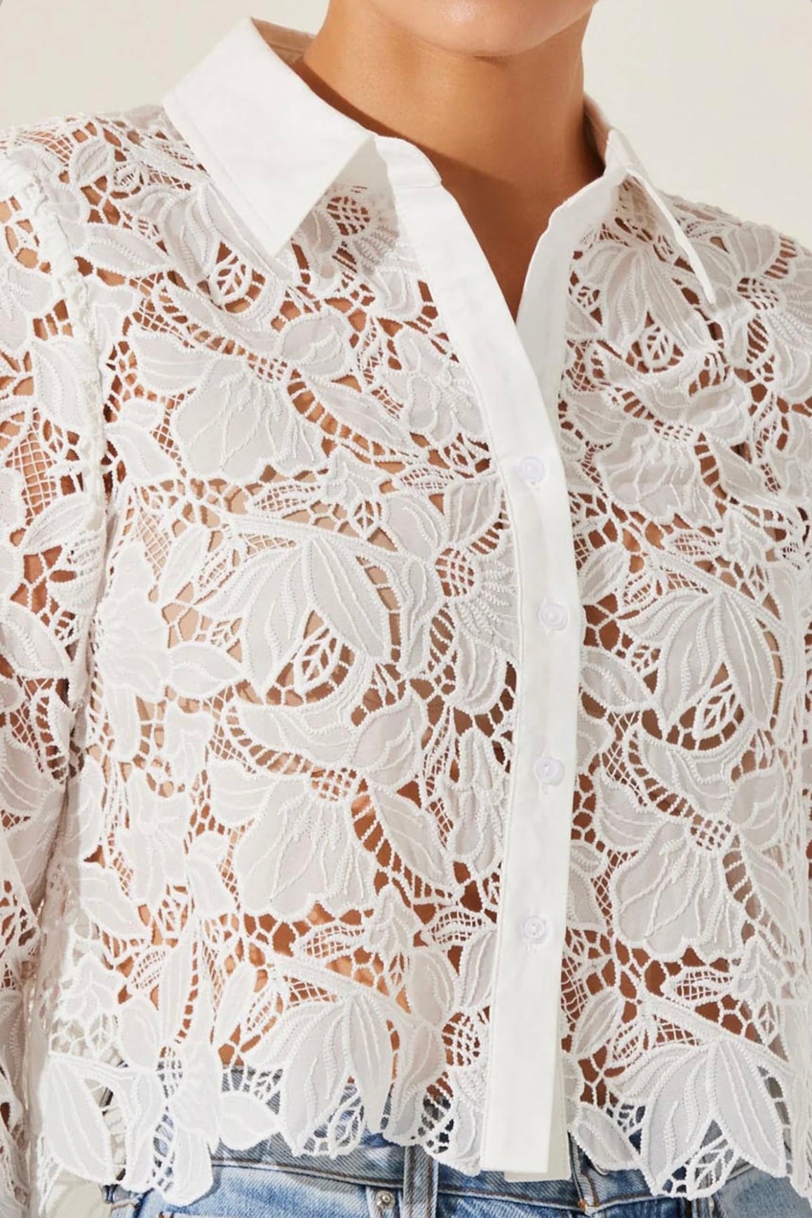 Isabis Floral Lace Top