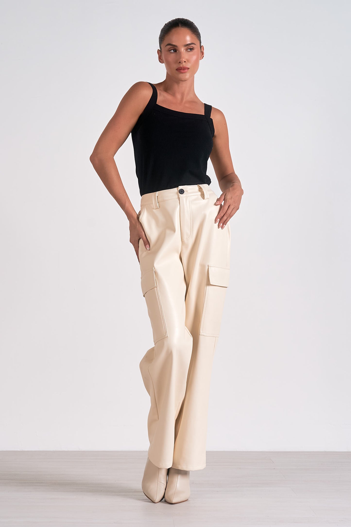 Mantio Pants in Stone