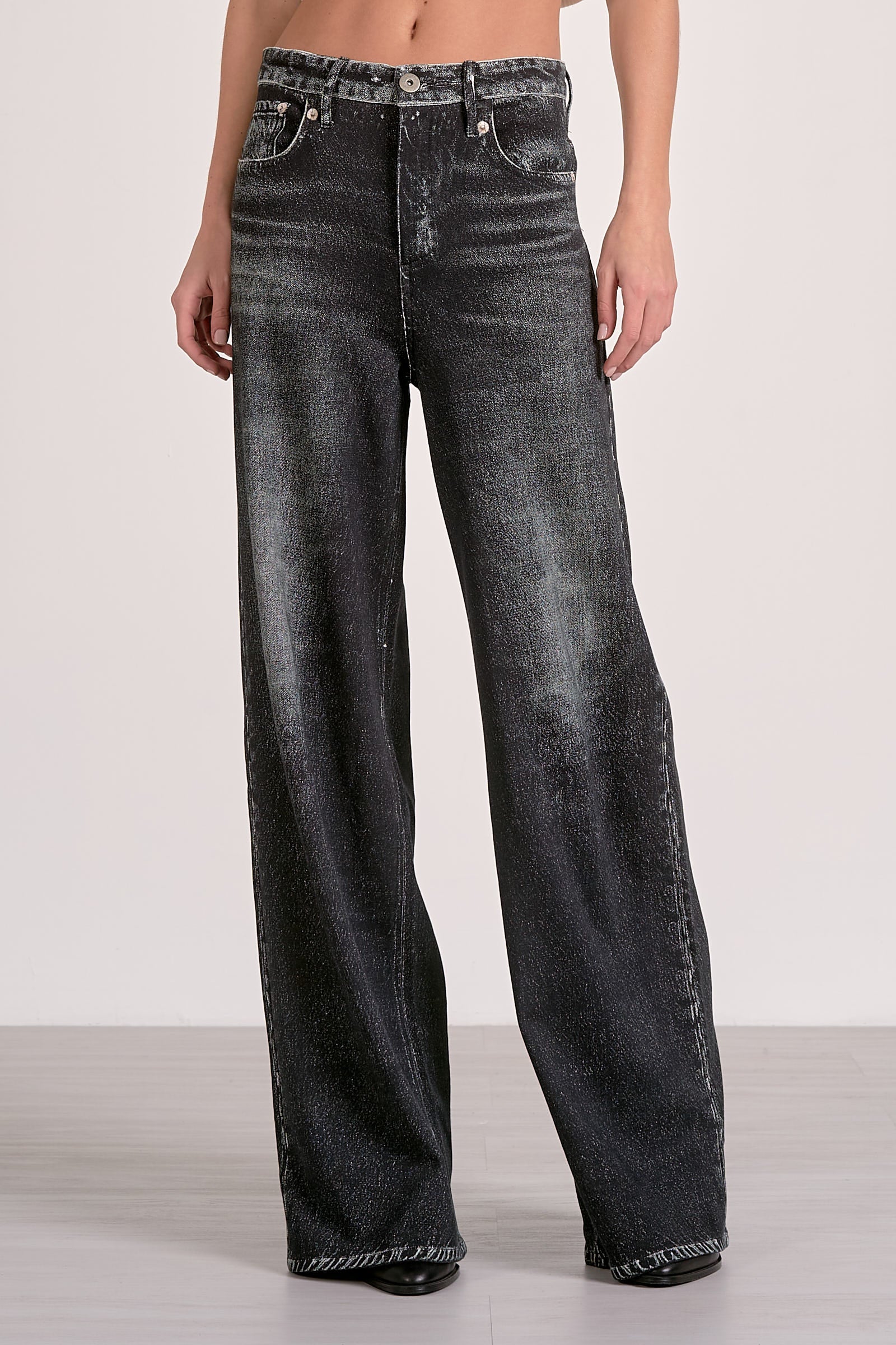 Elan Joy Sweatpants Jeans in Grey Wash