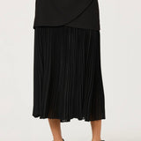 ASTR The Label Deaile Contrast Layered Pleated Skirt