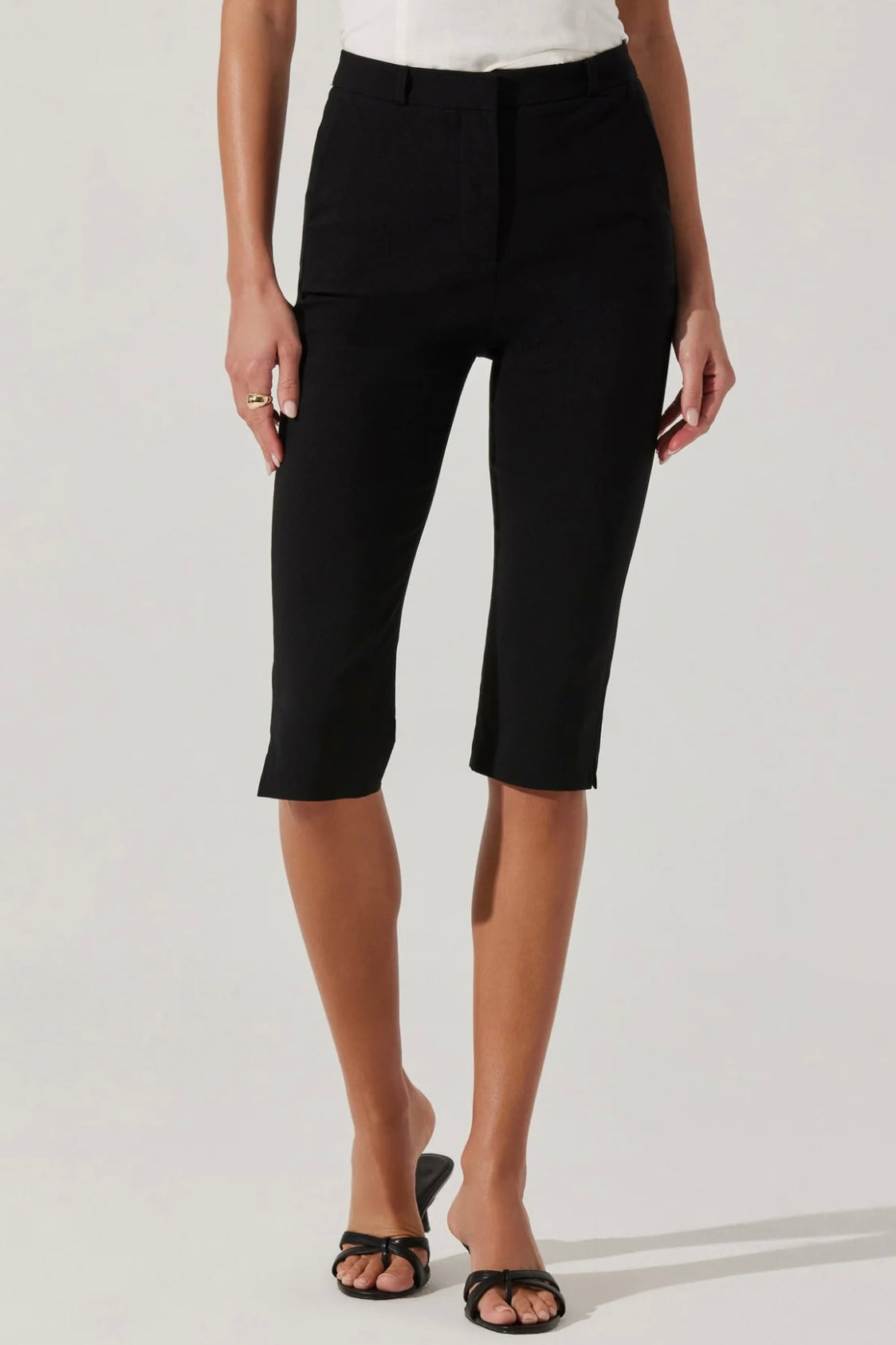 Cardin Slim Fit Capri Pants