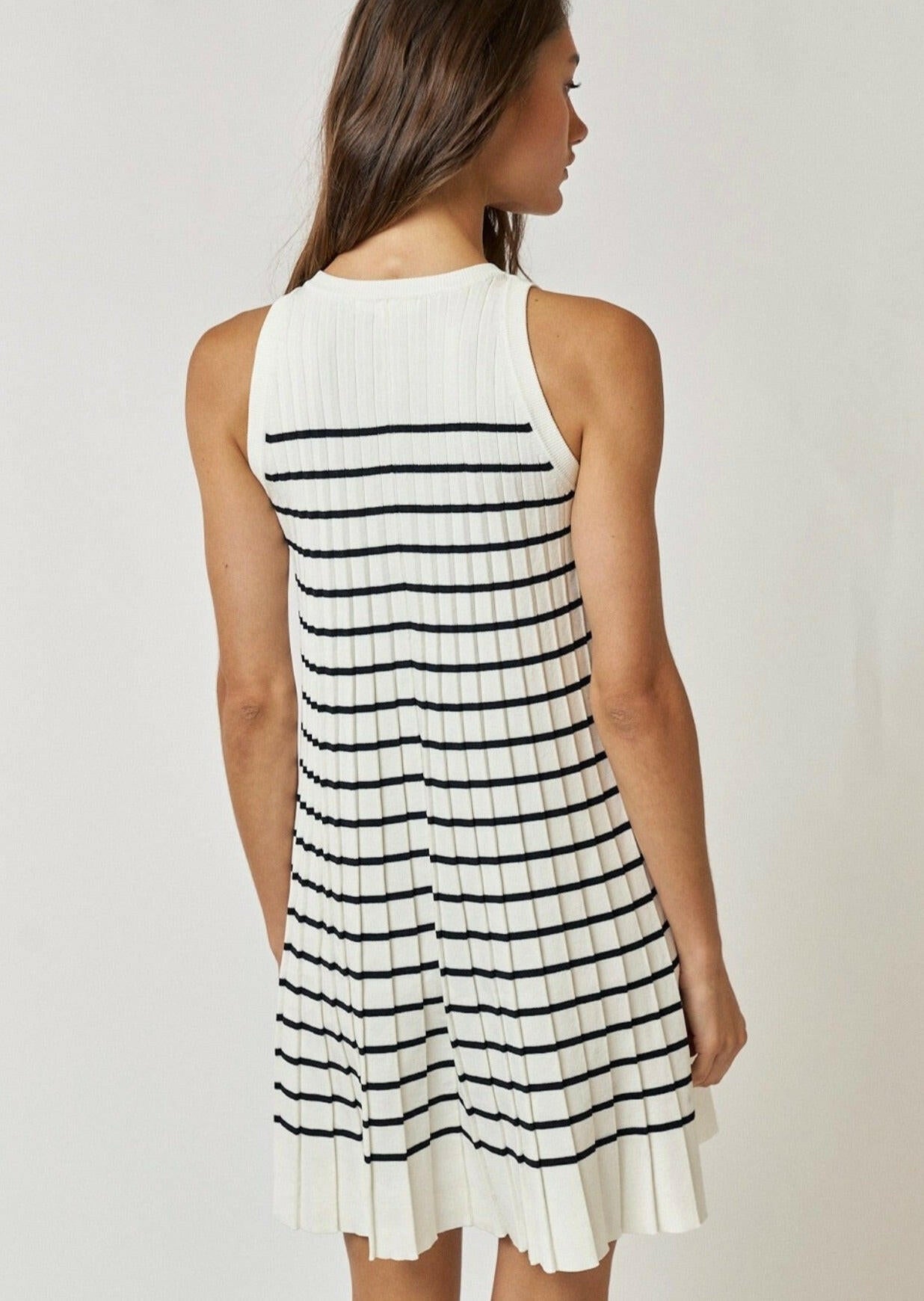 Striped Pleated Sleeveless Sweater Mini Dress in White