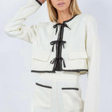 Contrast Trim Pants with Pocket Detail